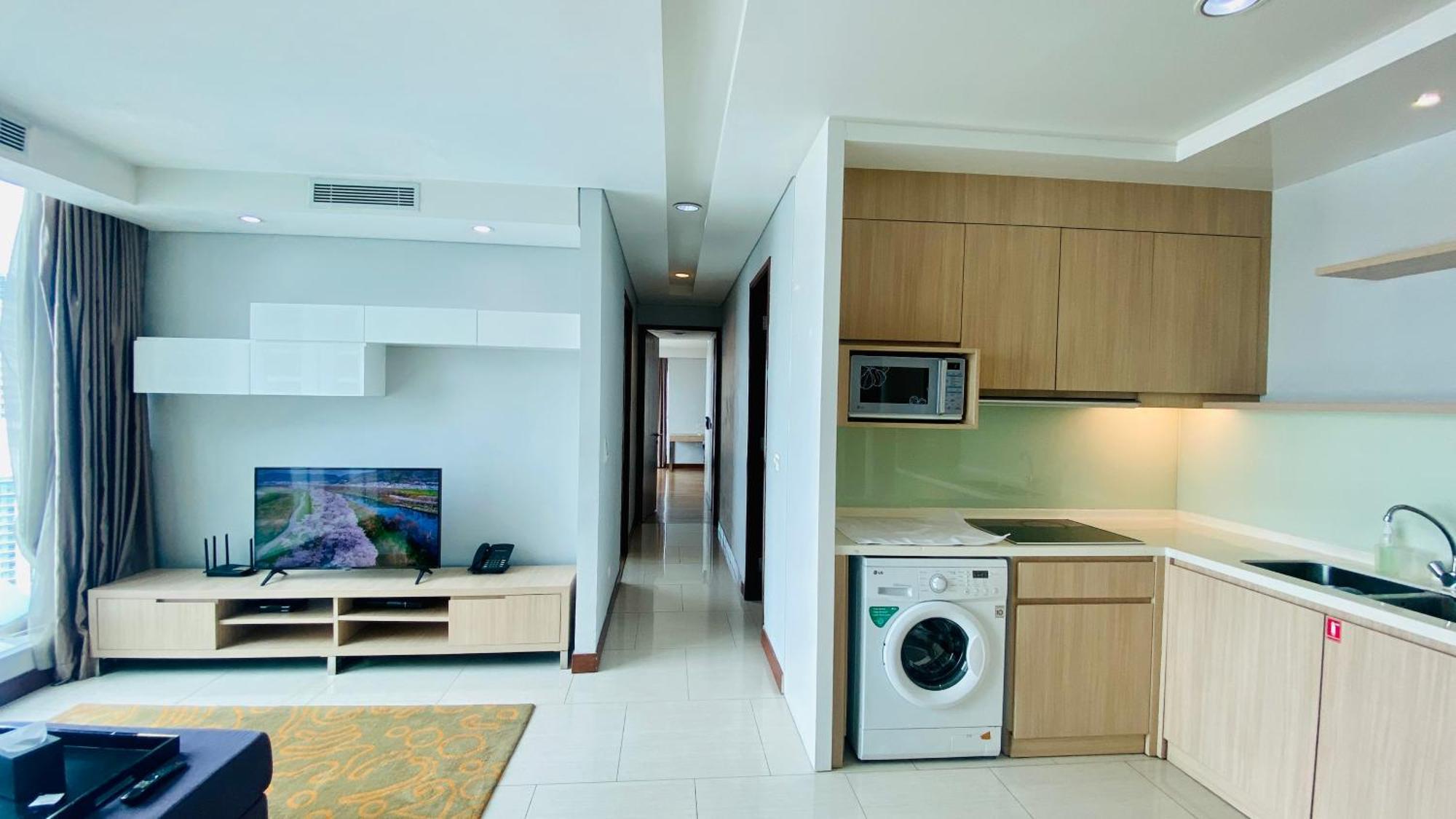 The H Tower Rasuna Suites Kuningan Jakarta By Villaloka Esterno foto