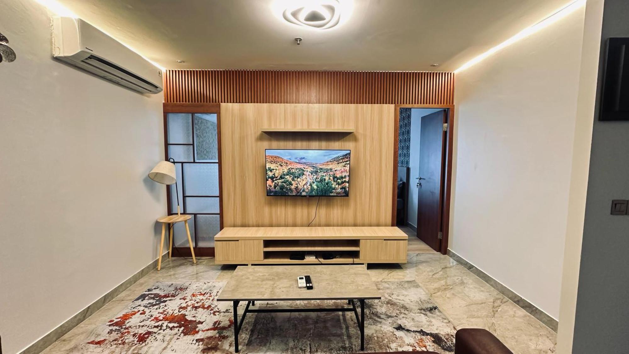 The H Tower Rasuna Suites Kuningan Jakarta By Villaloka Esterno foto