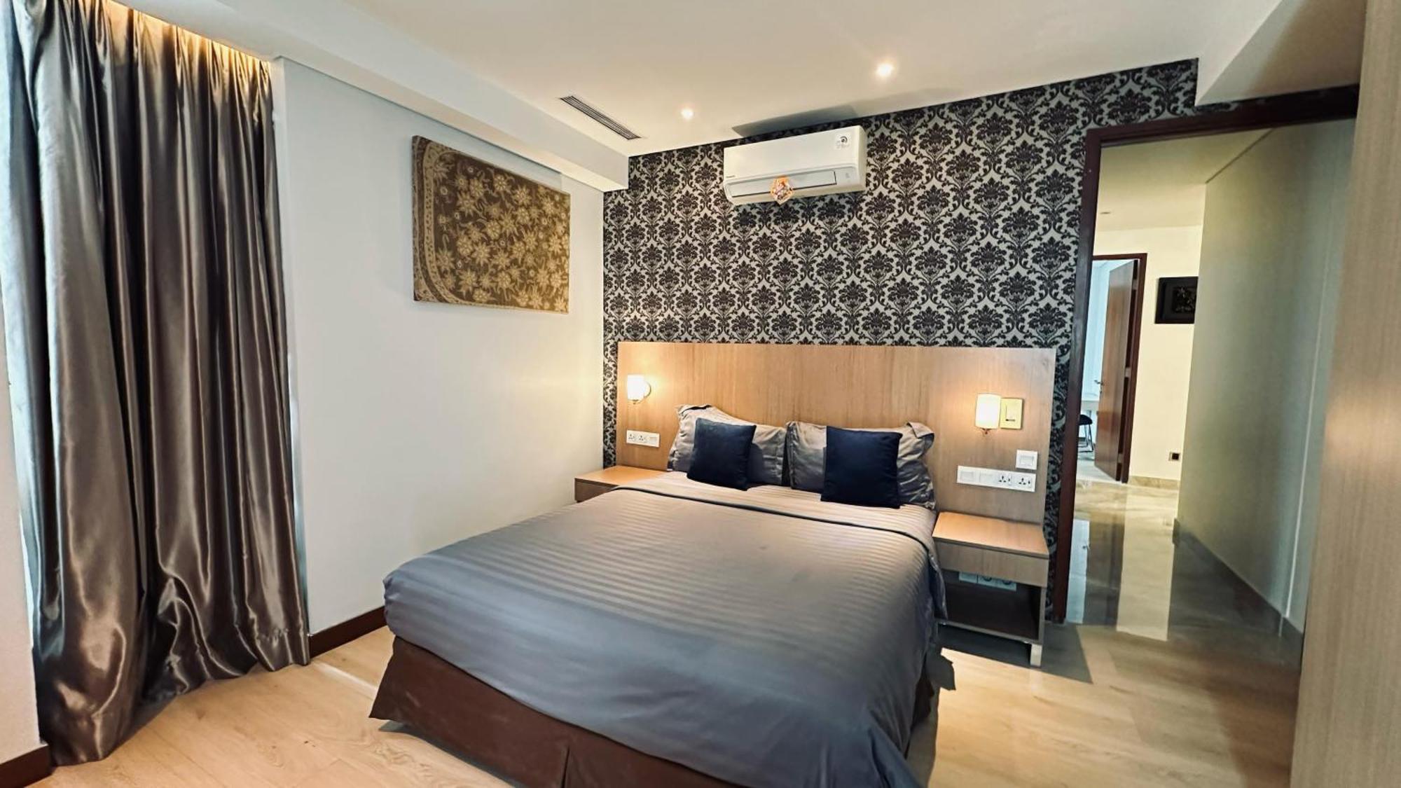 The H Tower Rasuna Suites Kuningan Jakarta By Villaloka Esterno foto